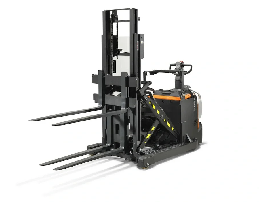BT Staxio SPE120XRD, electric stacker with reach mast, double load handling, platform, and side guards. Product photo taken from the front at an angle.