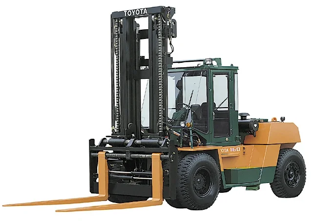 Engine-powered forklift Toyota 4-series, 4FD160.