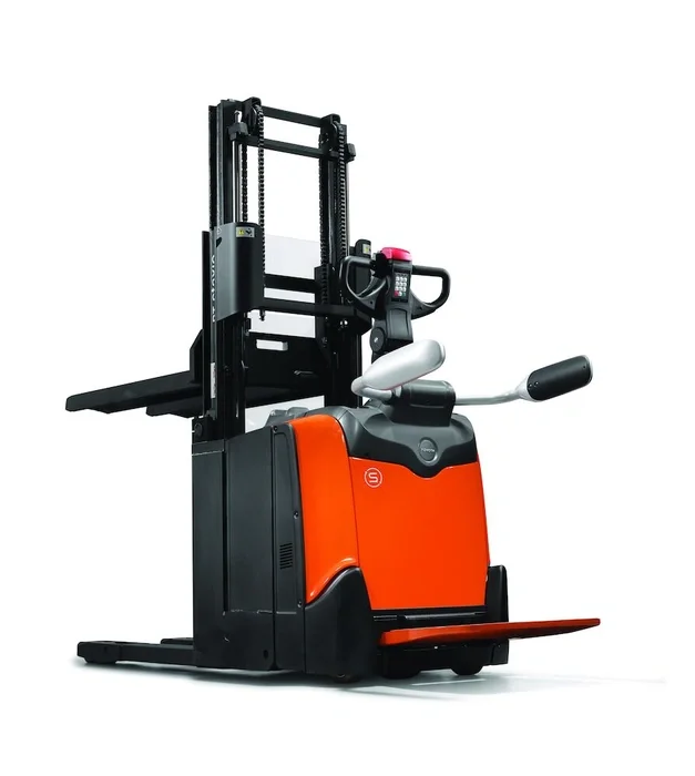 BT Staxio SPE200DN, electric stacker with double load handling, platform, and side guards. Product photo taken from the back at an angle.