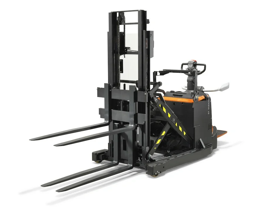 BT Staxio SPE120XRD, electric stacker with reach mast, double load handling, platform, and side guards. Product photo taken from the front at an angle.