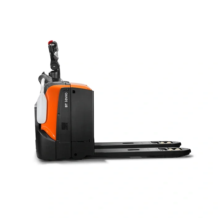 BT Levio LPE200B powered pallet truck, electric low-lifter with platform and sideguards. Product photo taken from the side. 
