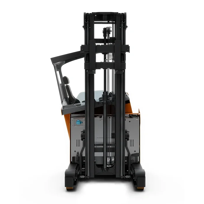 BT Reflex RRE160HE reach truck with tilting cab. Product photo from the back.
