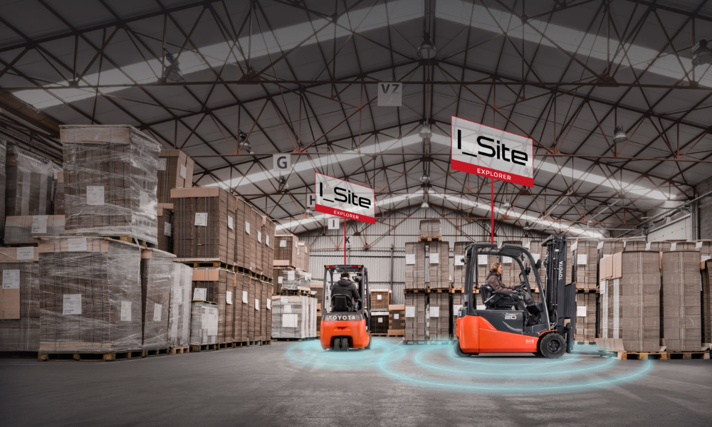 Toyota forklifts in warehouse connected with I_site explorer package